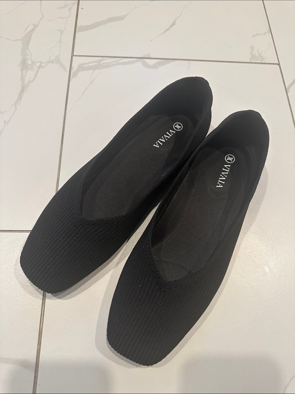 Vivaia Square-Toe V-Cut Knit‎ Flats Margot 2.0 in Black size 9 - Picture 3 of 8
